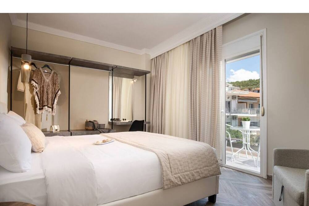 Photo of Bedroom in Neos Marmaras
