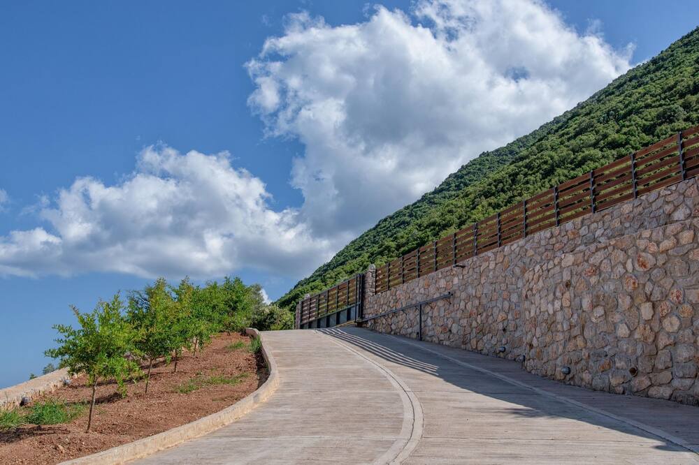 Photo of Outdoor in Spanokhorion