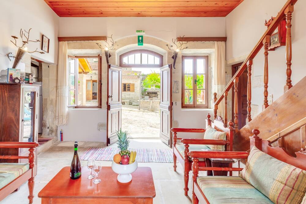 Photo of Livingroom in Gavalochori