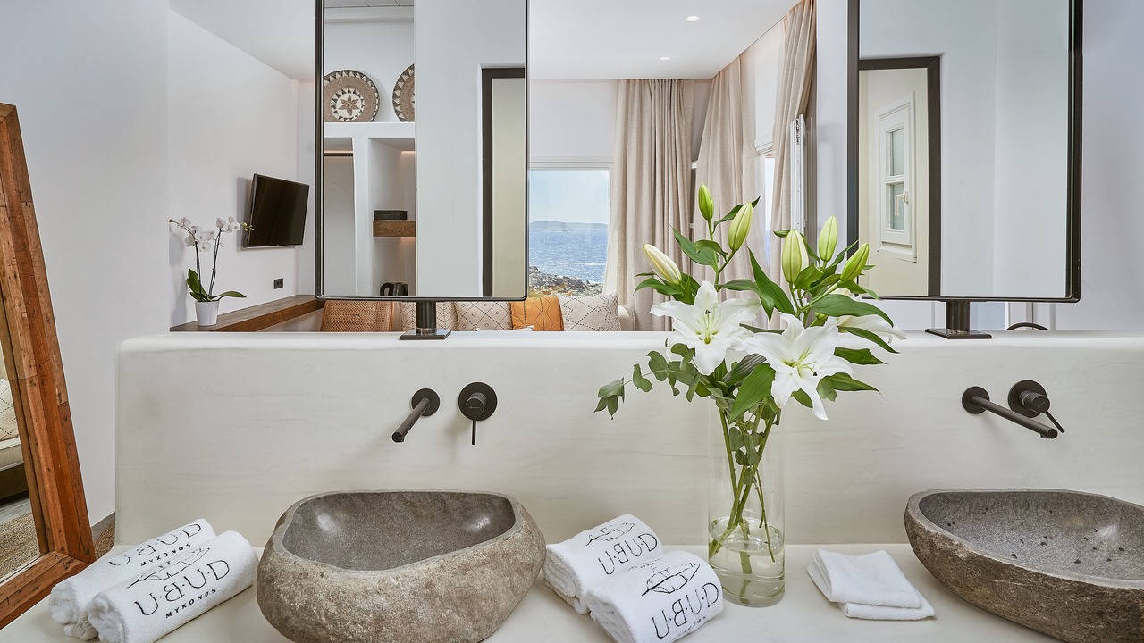 Photo of Bathroom in Agios Ioannis