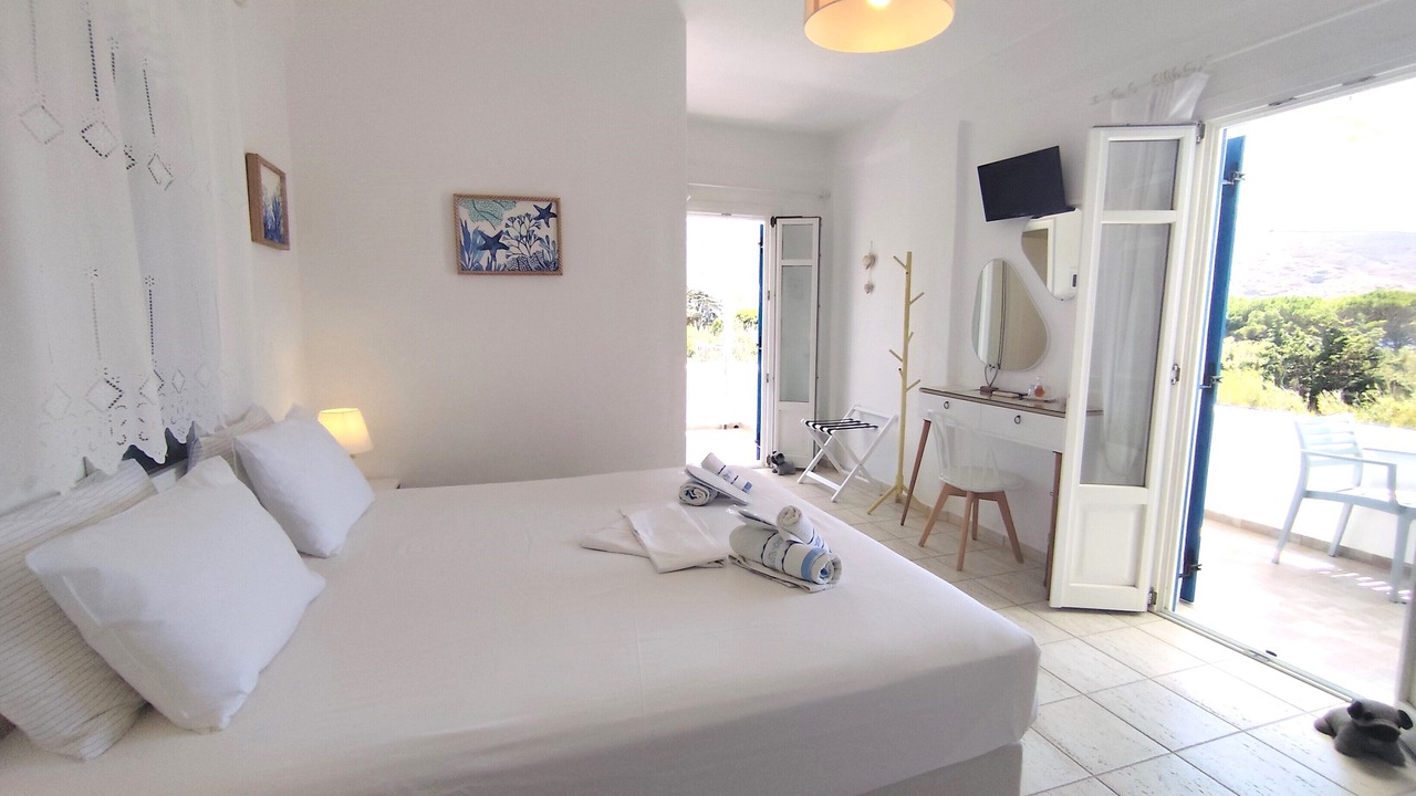 Photo of Bedroom in Katapola