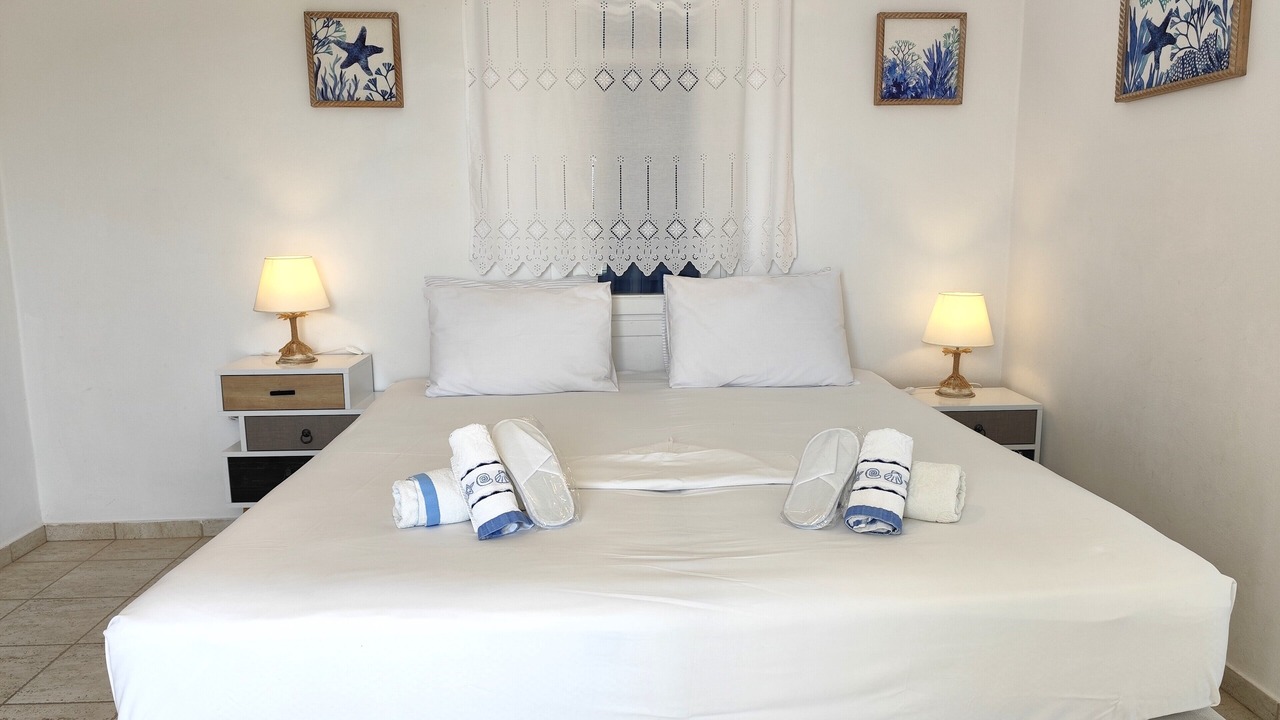 Photo of Bedroom in Katapola
