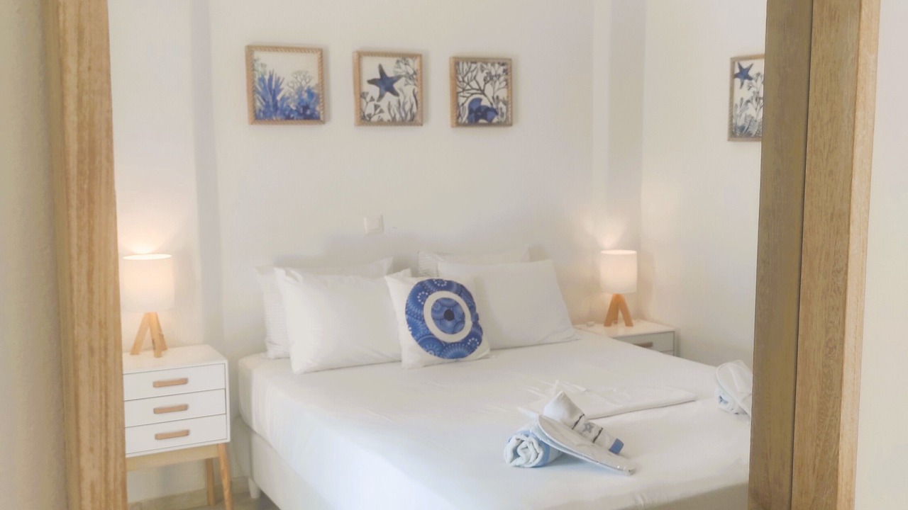 Photo of Bedroom in Katapola