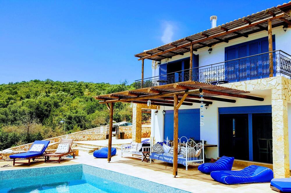 Photo of Outdoor in Evgiros