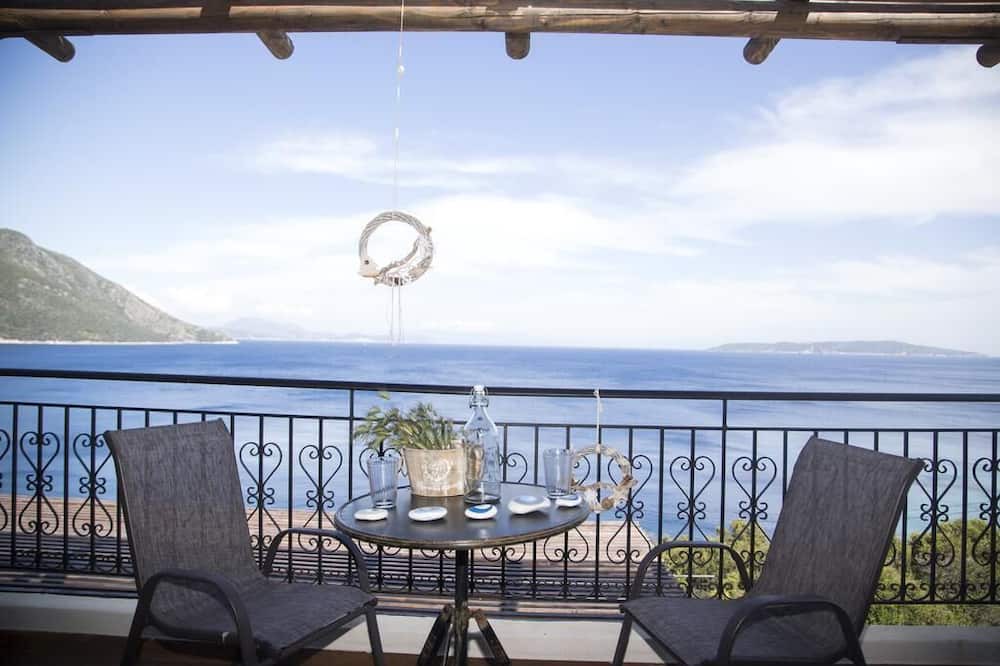 Photo of Patio Balcony in Evgiros