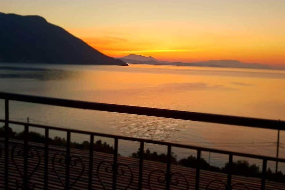 Photo of Patio Balcony in Evgiros