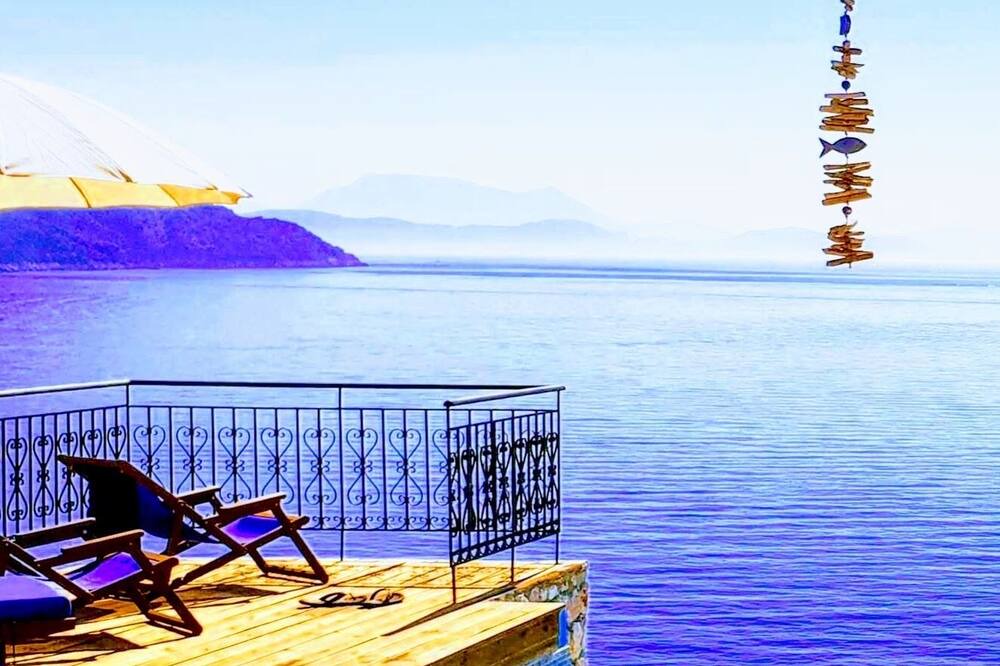 Photo of Outdoor in Evgiros