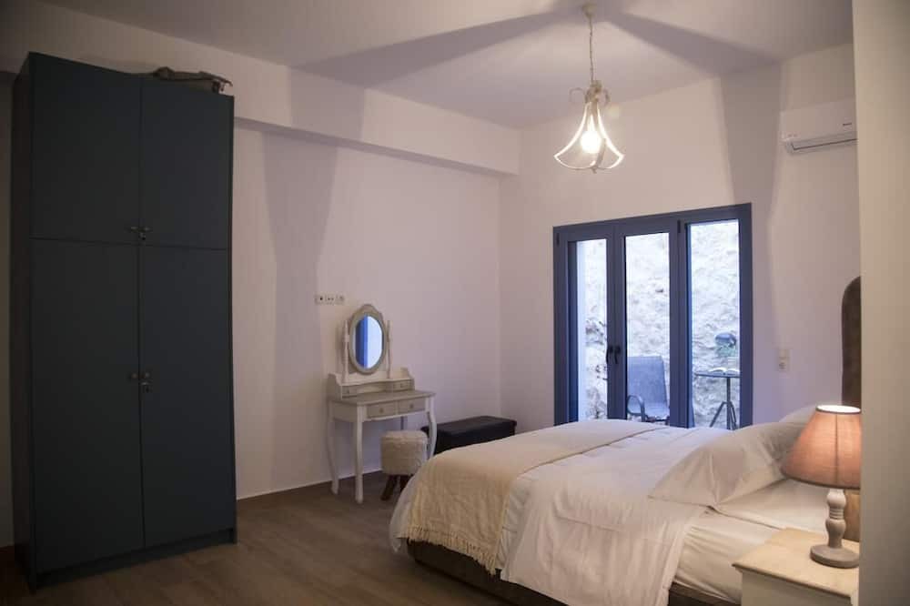 Photo of Bedroom in Evgiros
