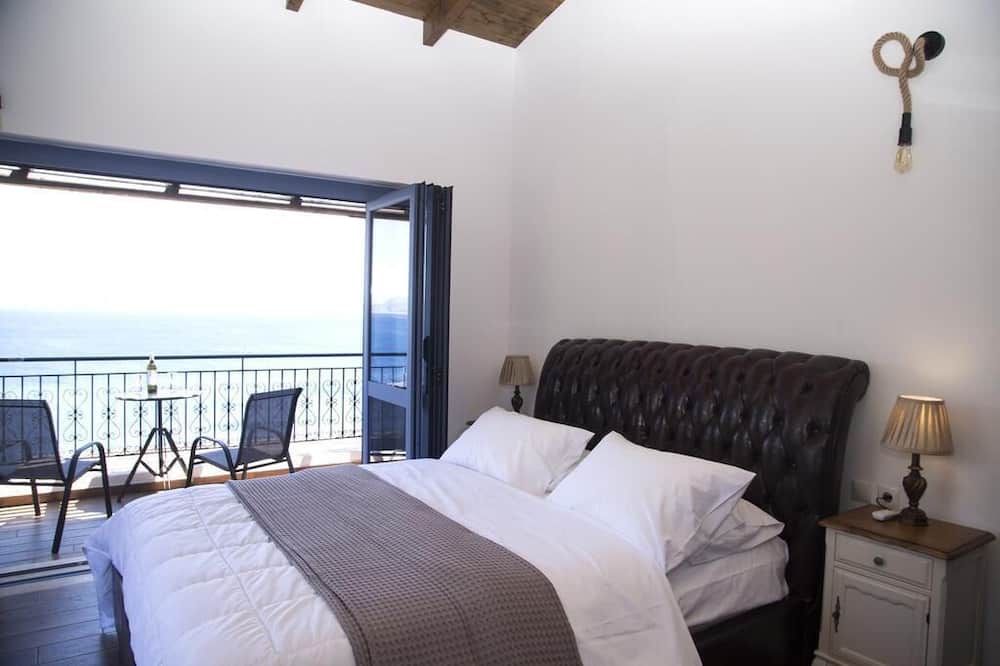 Photo of Bedroom in Evgiros