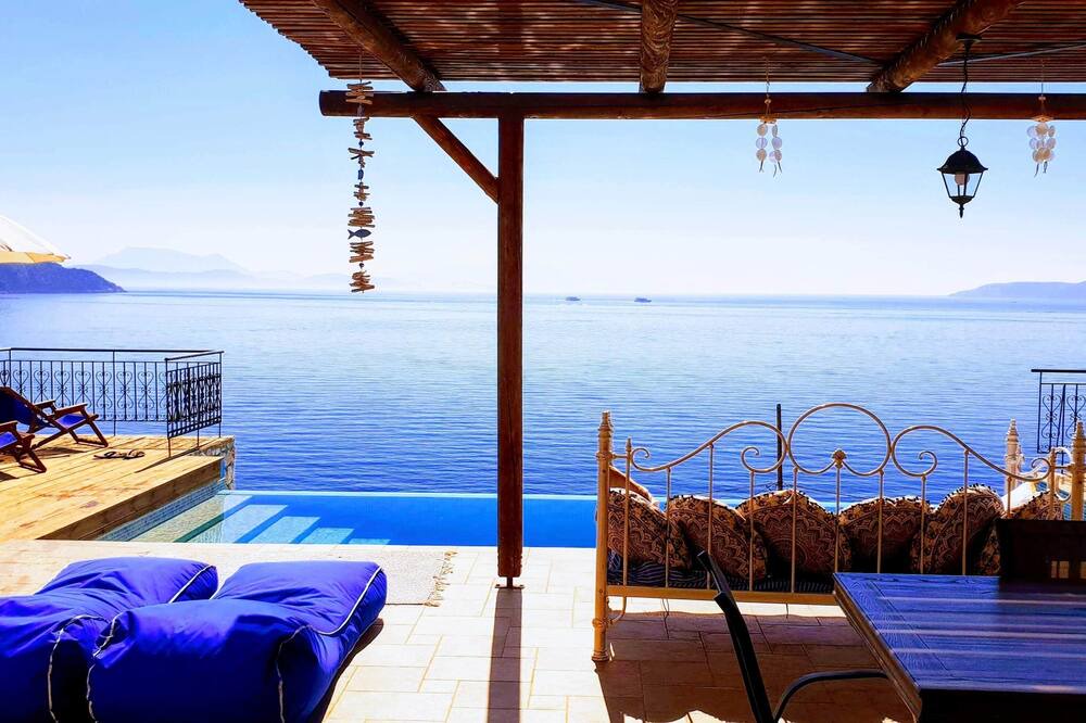 Photo of Outdoor in Evgiros