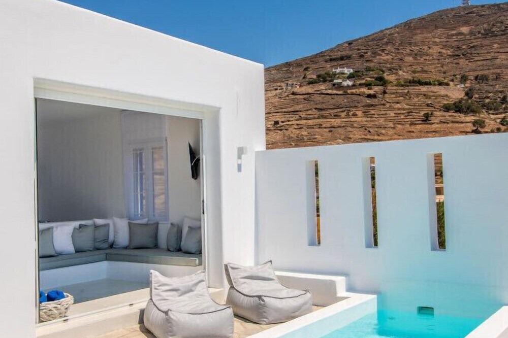 Photo of Patio Balcony in Tinos Town