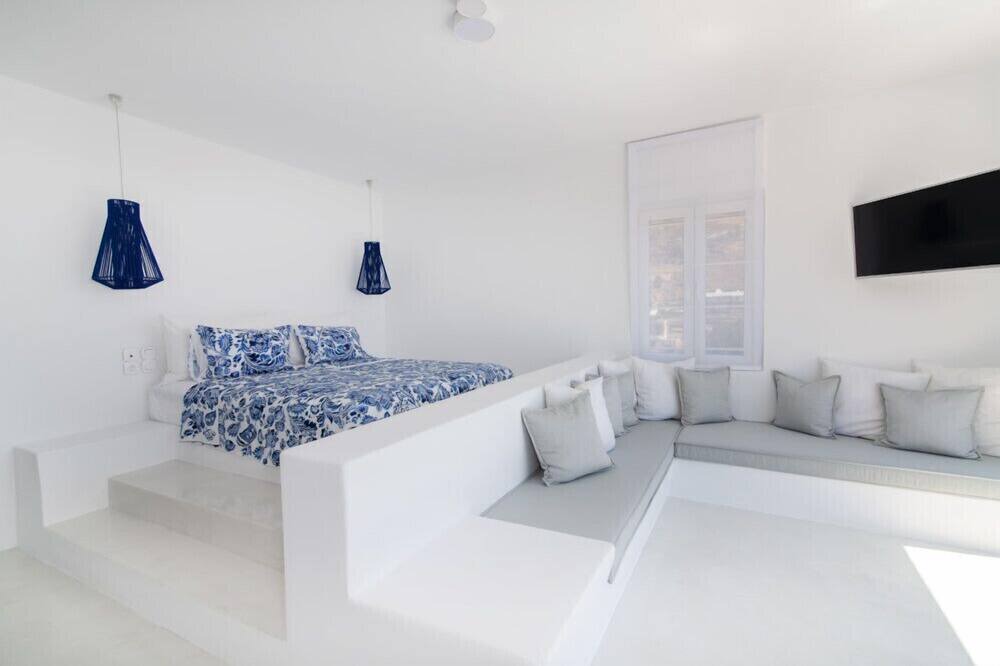 Photo of Livingroom in Tinos Town