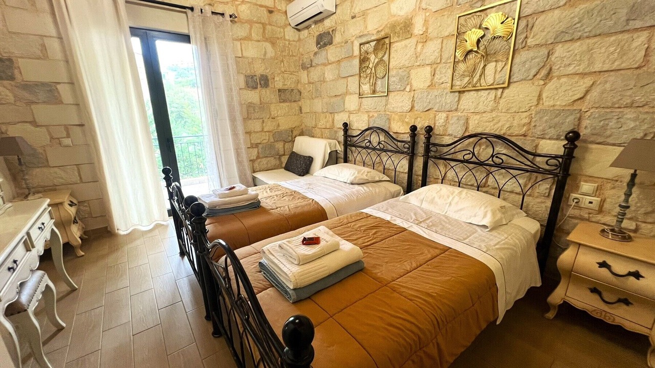 Photo of Livingroom in Kato Stalos