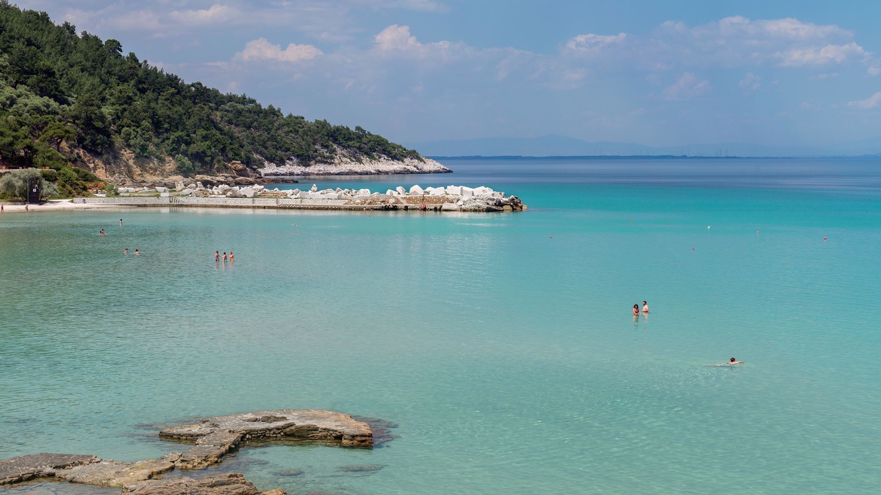Photo of Others in Makriammos