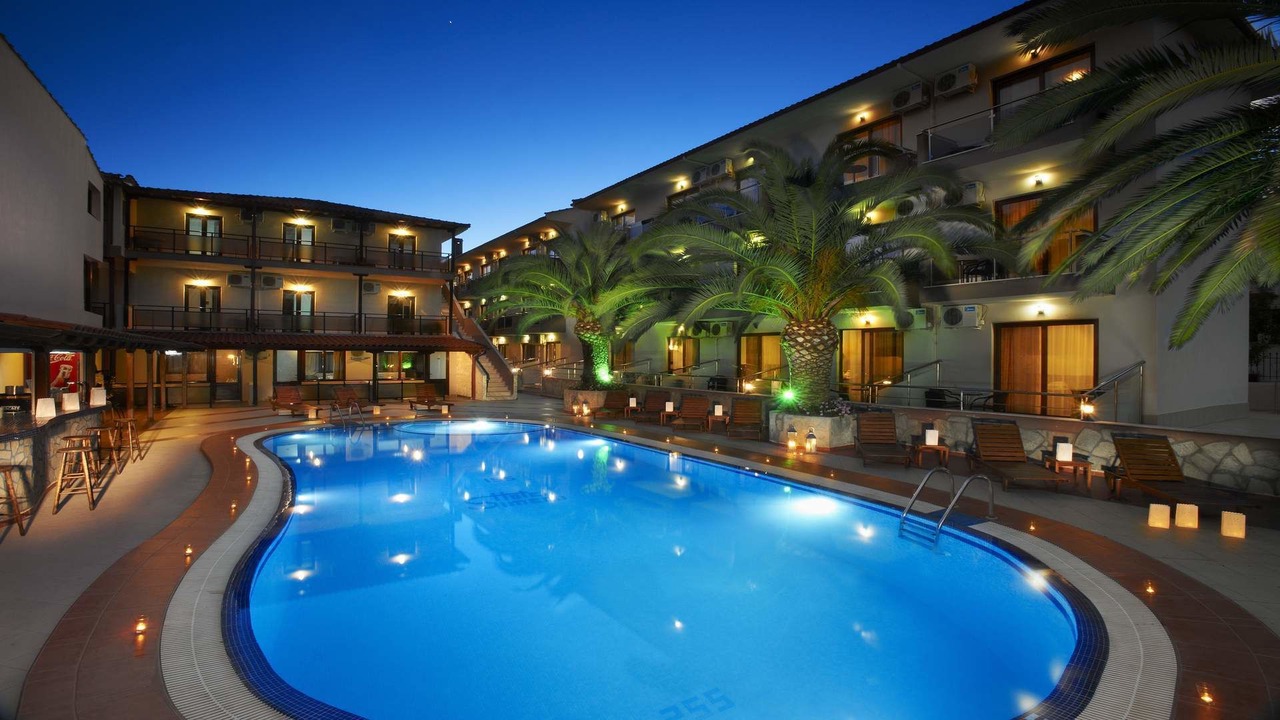 Photo of Outdoor in Metamorfosi