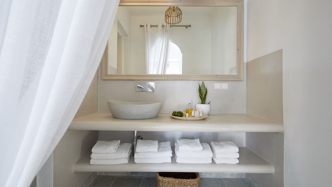 Photo of Bathroom in Imerovigli