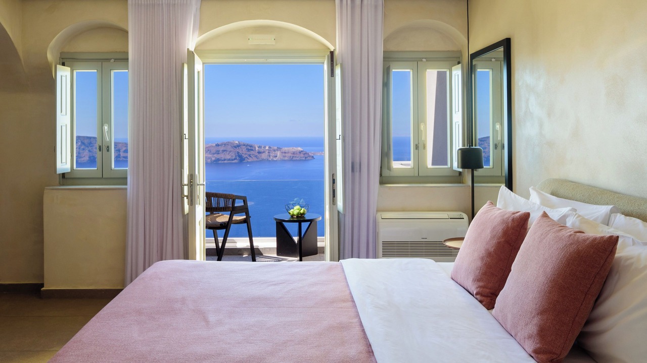 Photo of Bedroom in Imerovigli
