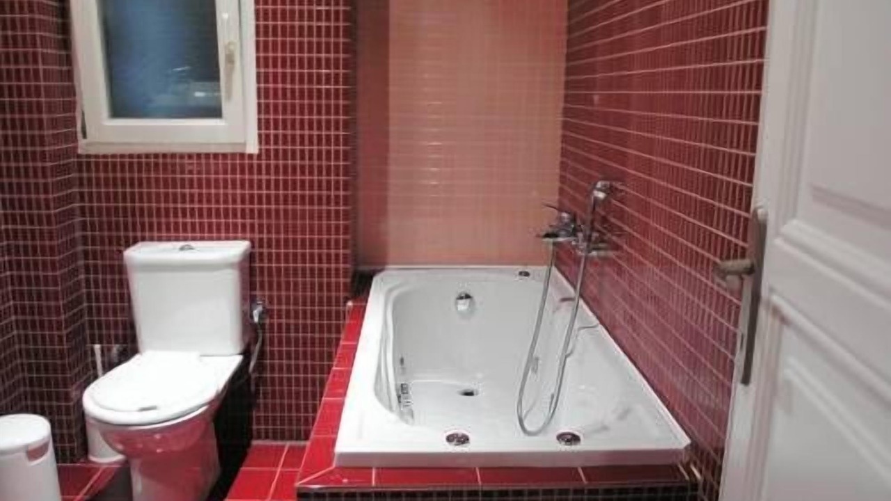 Photo of Bathroom in Kypseli