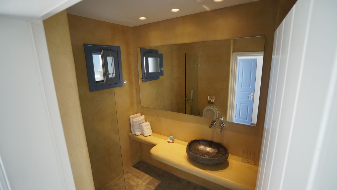 Photo of Bathroom in Glastros