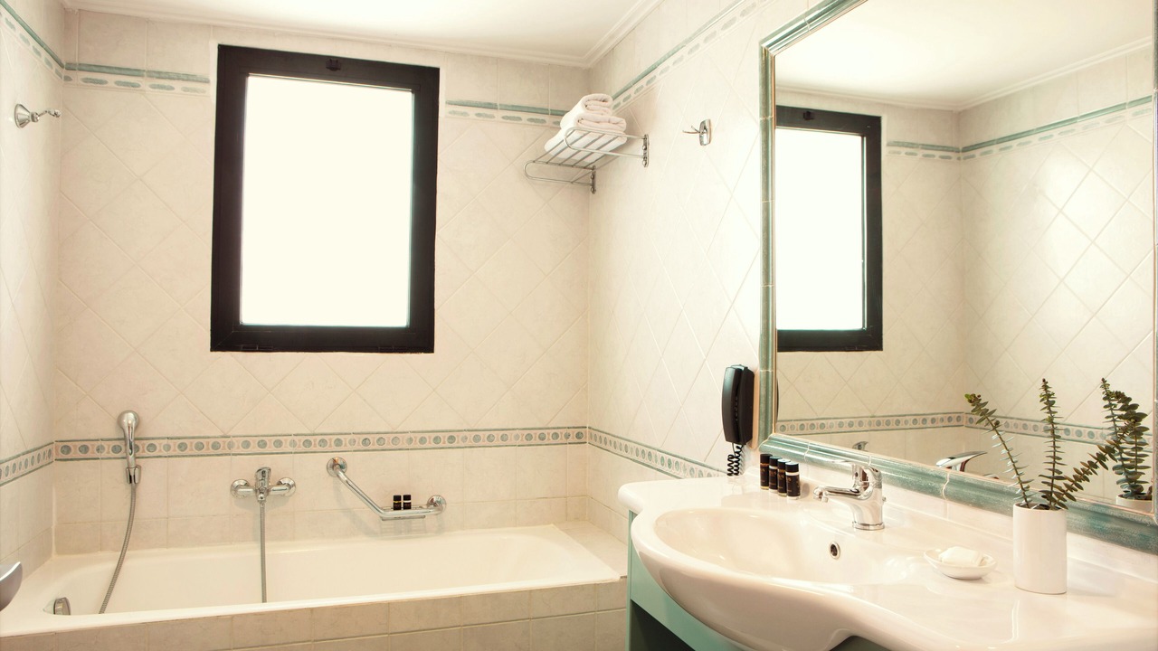 Photo of Bathroom in Mati