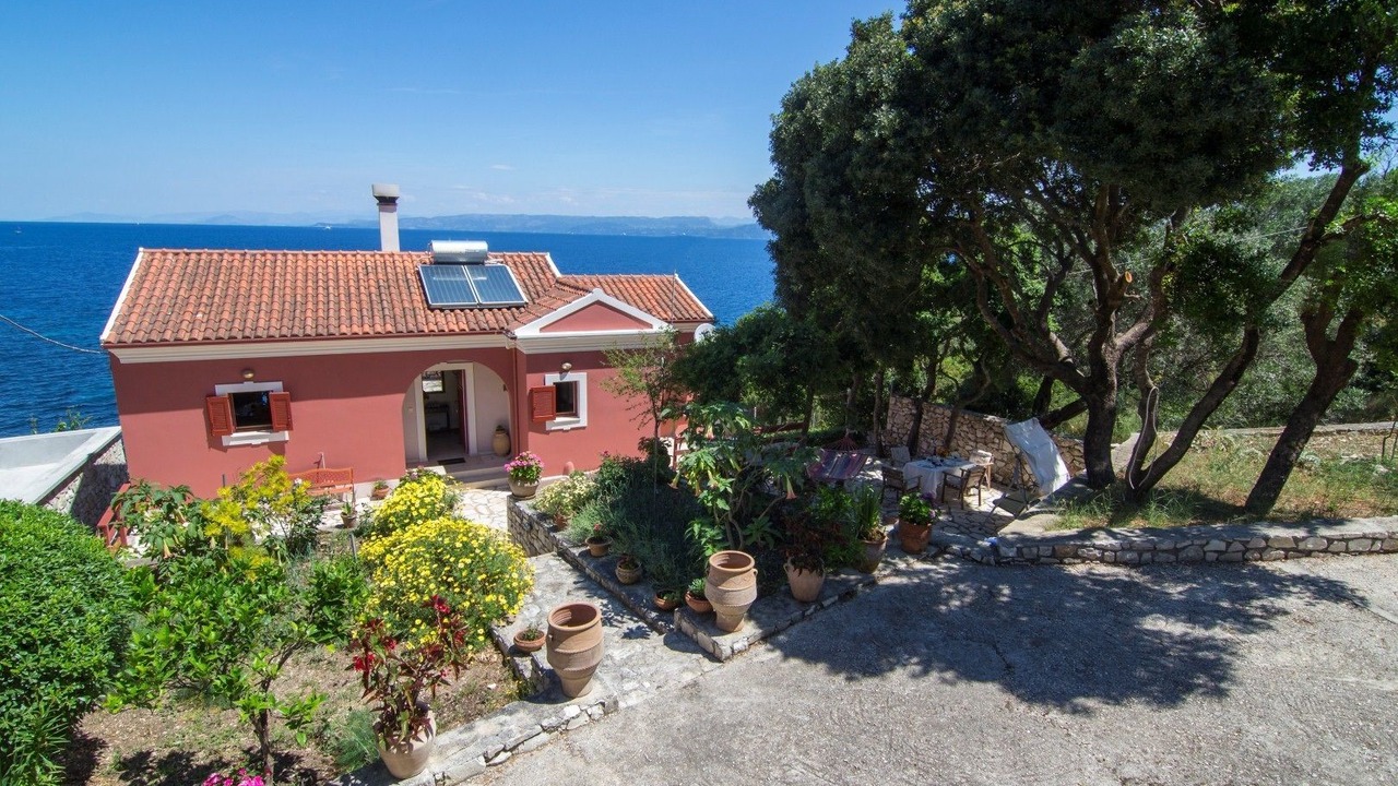 Photo of Others in Gaios