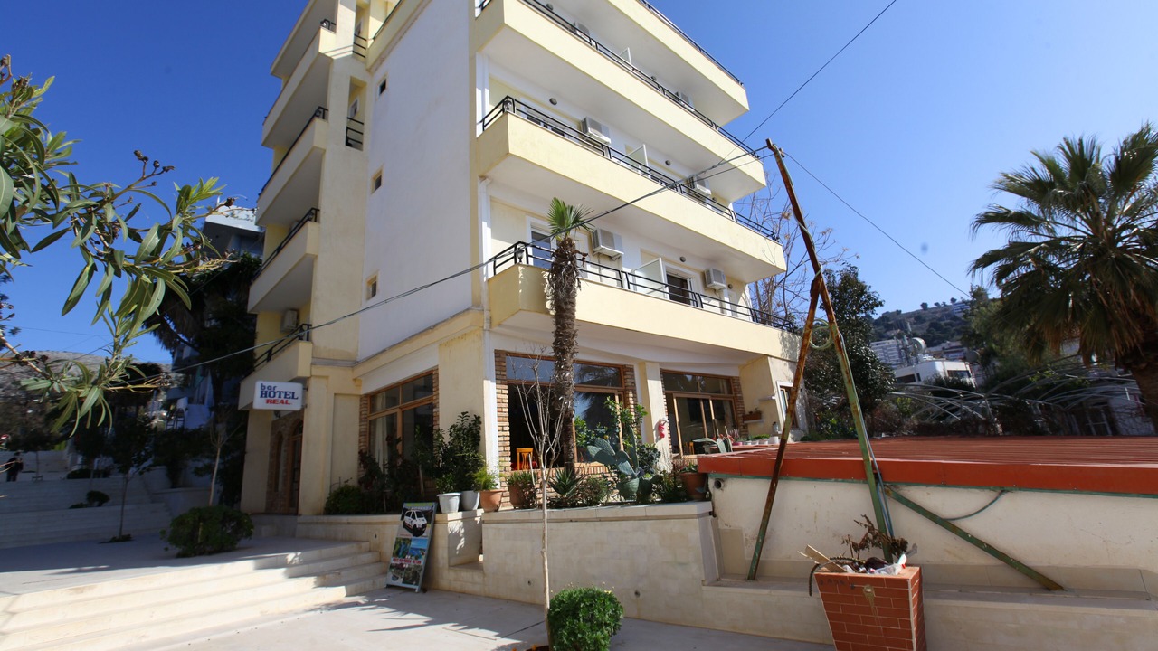 Photo of Outdoor in Qender