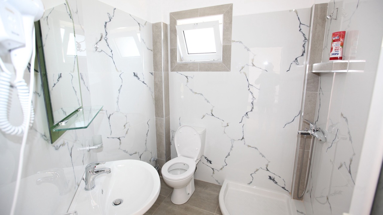 Photo of Bathroom in Qender