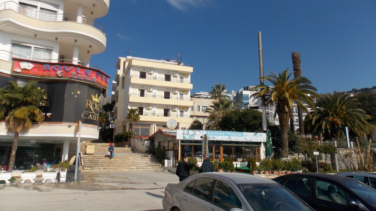 Photo of Outdoor in Qender
