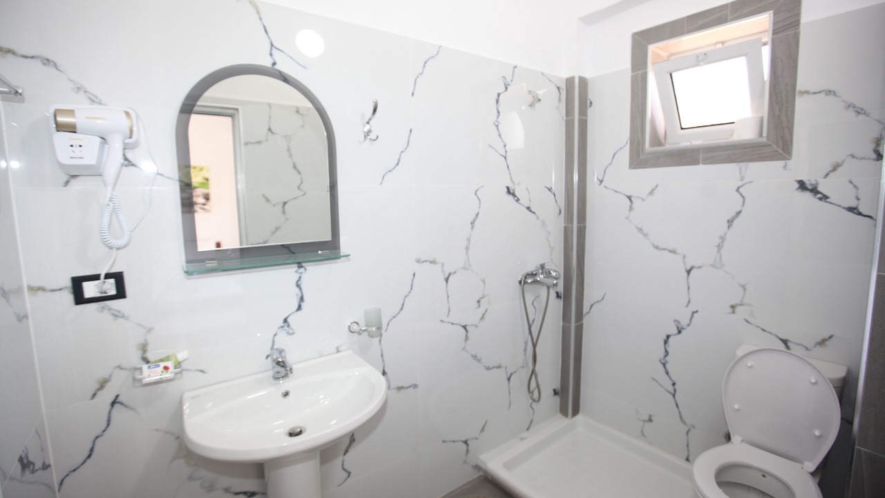 Photo of Bathroom in Qender