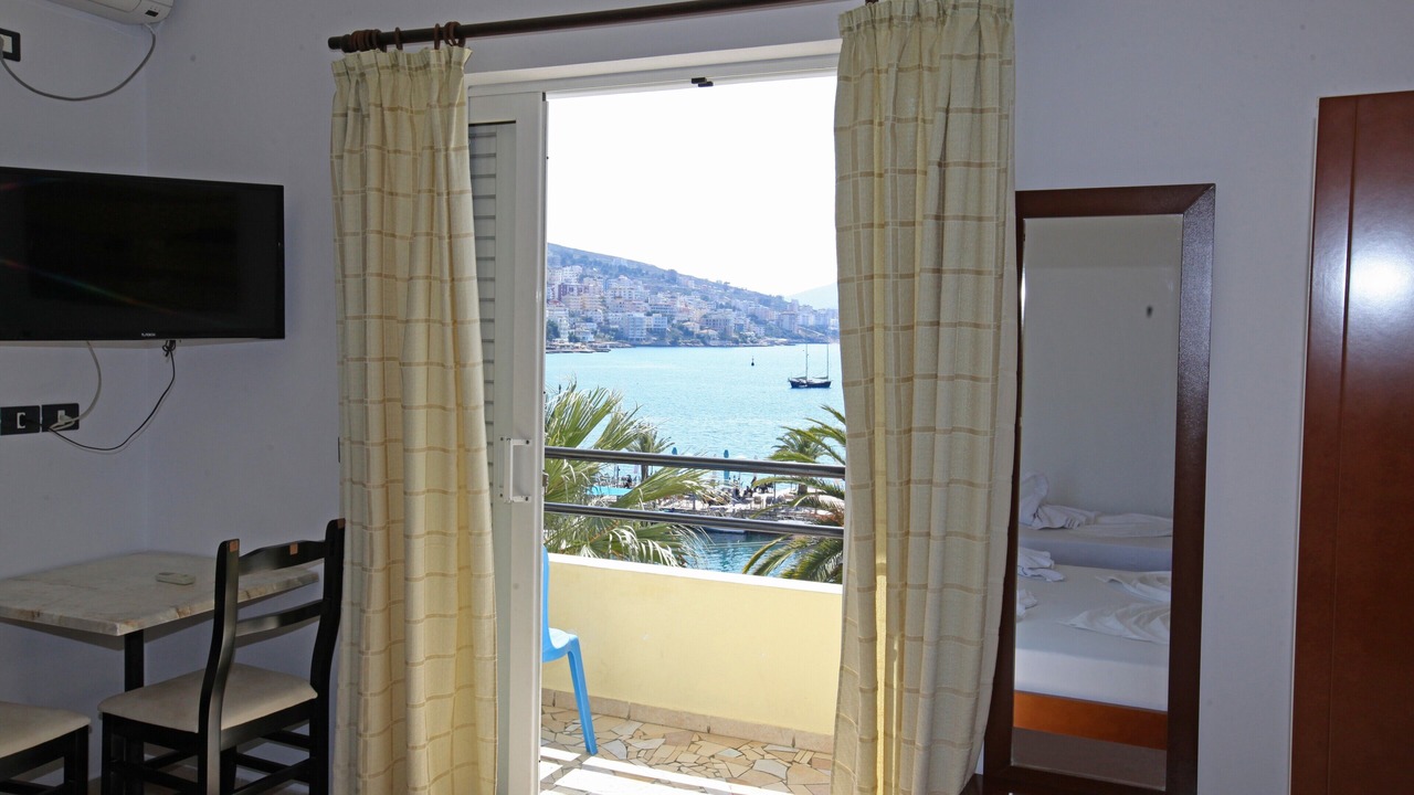 Photo of Patio Balcony in Qender