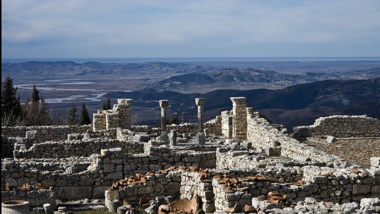 Photo of Outdoor in Mbrostar-Urë