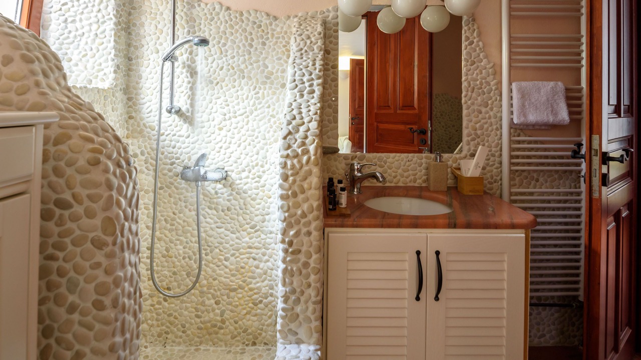 Photo of Bathroom in Karterados