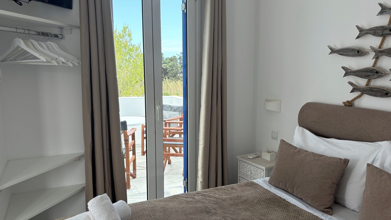 Photo of Bedroom in Parikia