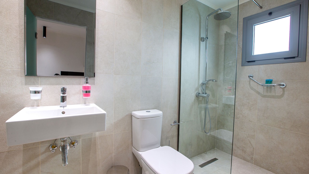 Photo of Bathroom in Benitses