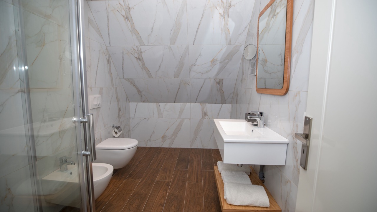 Photo of Bathroom in Preze