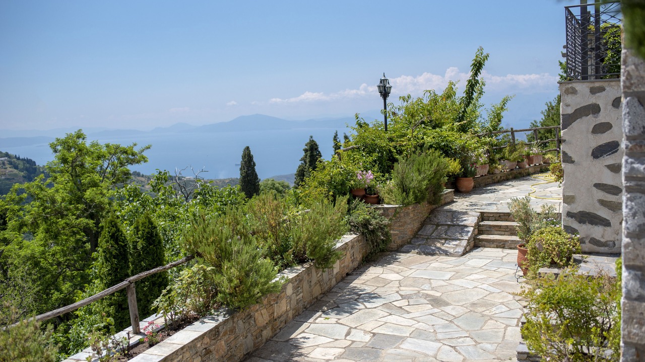 Photo of Patio Balcony in Makrynitsa