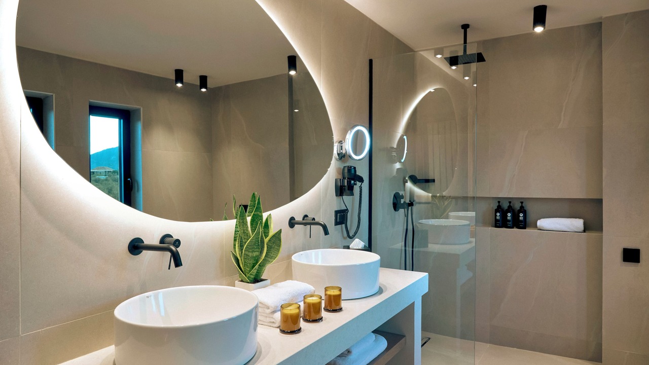 Photo of Bathroom in Agios Nikolaos Town