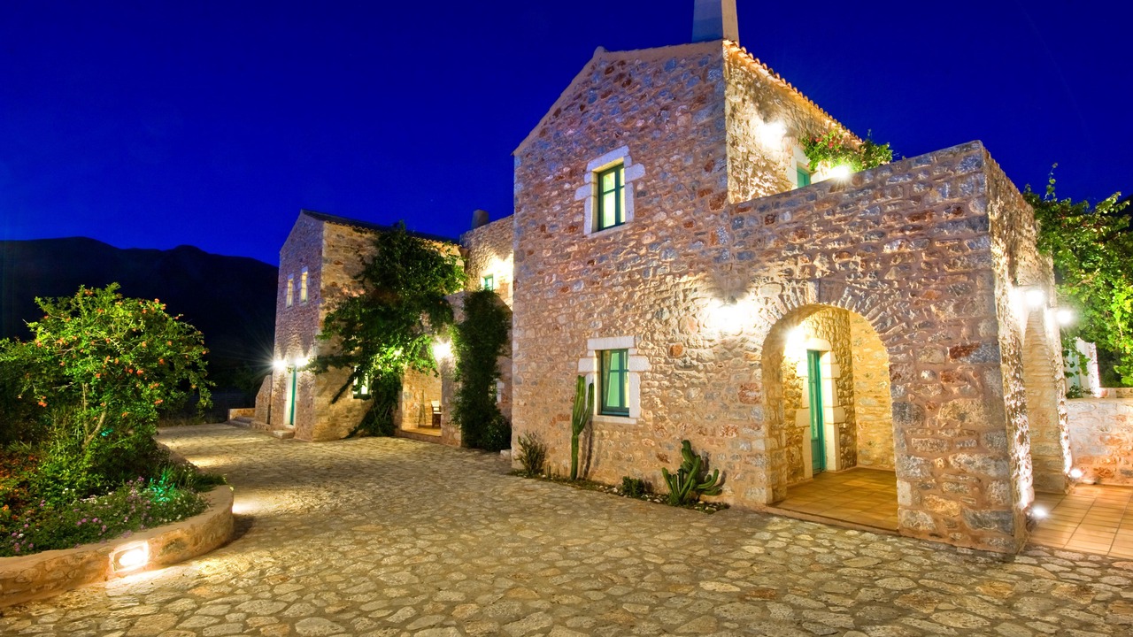 Photo of Outdoor in Omales