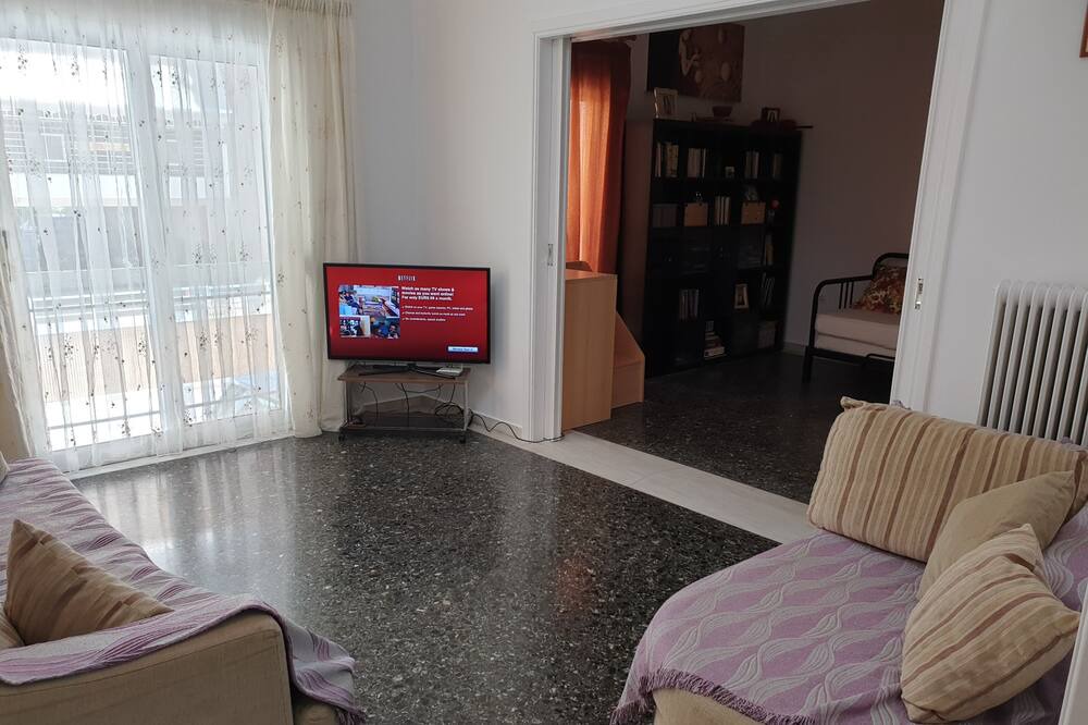 Photo of Livingroom in Nea Smirni
