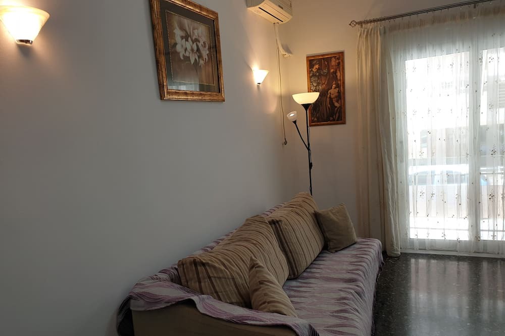 Photo of Livingroom in Nea Smirni