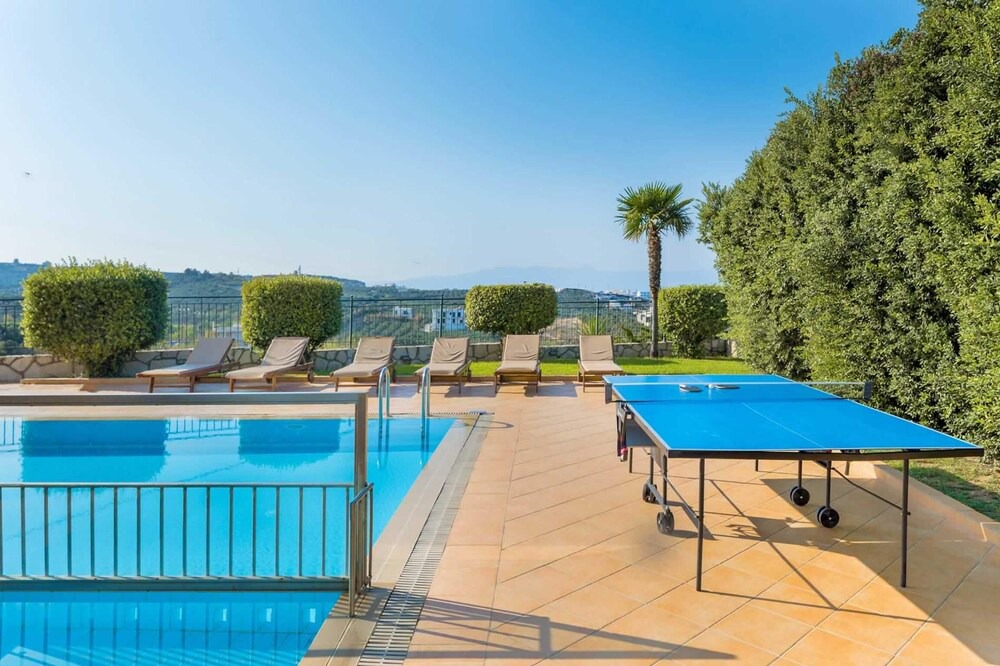 Photo of Outdoor in Kato Stalos