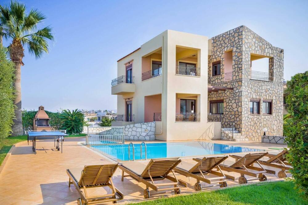 Photo of Outdoor in Kato Stalos