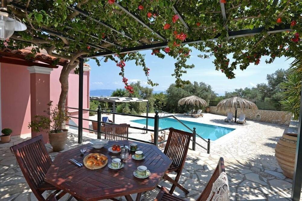 Photo of Patio Balcony in Gaios