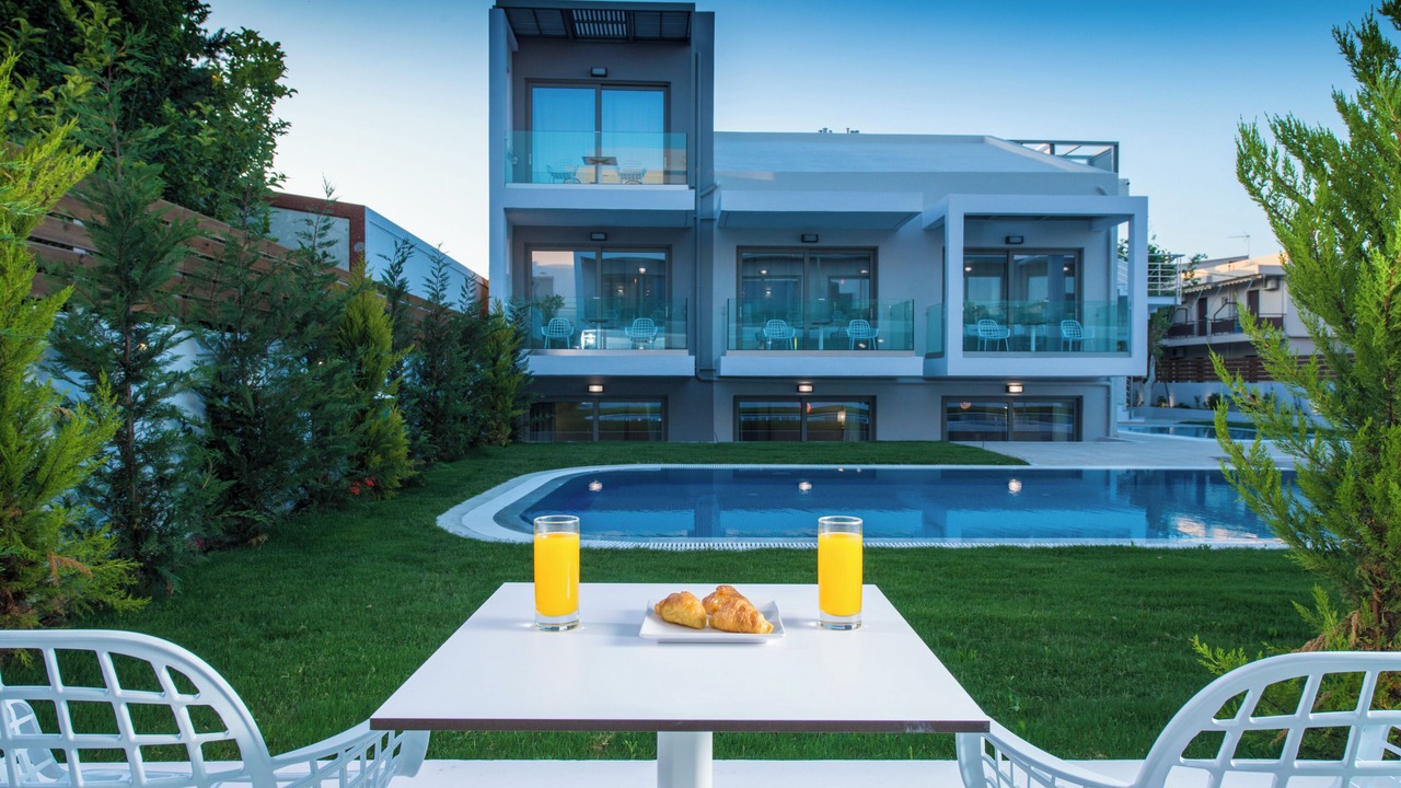 Photo of Outdoor in Platanes
