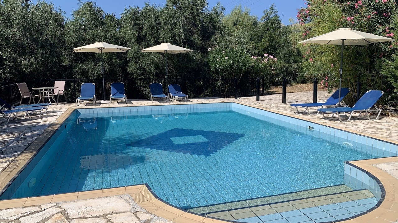 Photo of Outdoor in Petaleia