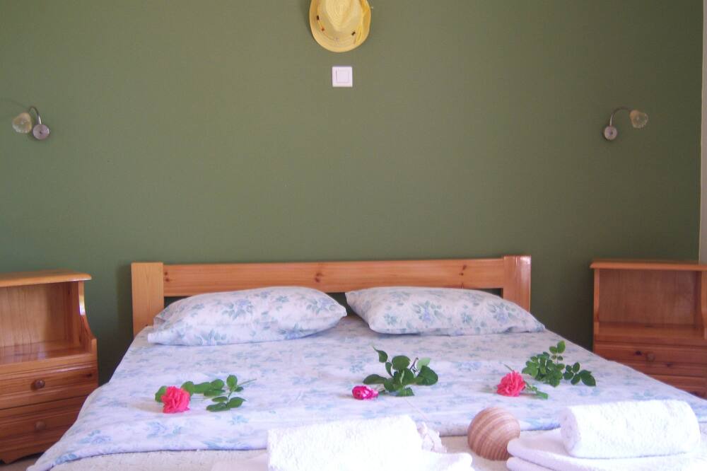 Photo of Bedroom in Mytilene
