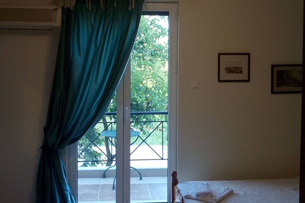 Photo of Bedroom in Mytilene
