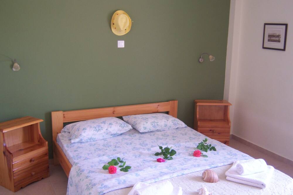 Photo of Bedroom in Mytilene