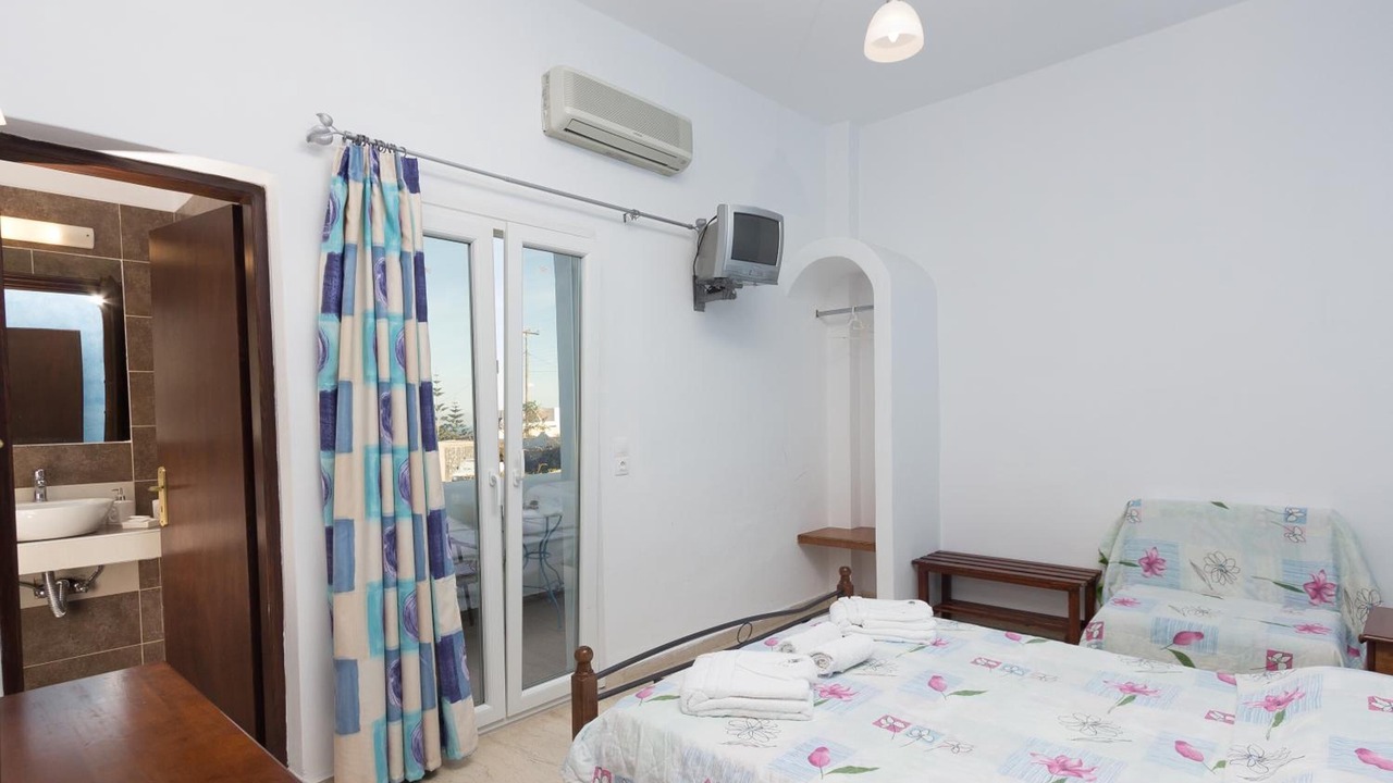 Photo of Bedroom in Karterados