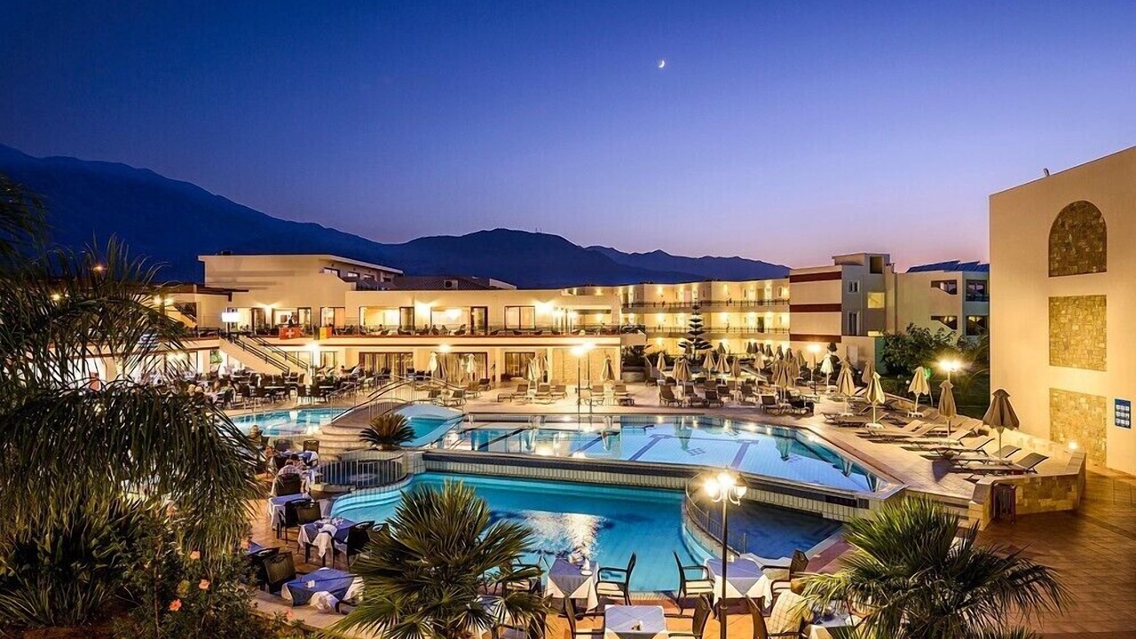 Photo of Others in Paralia Kourna